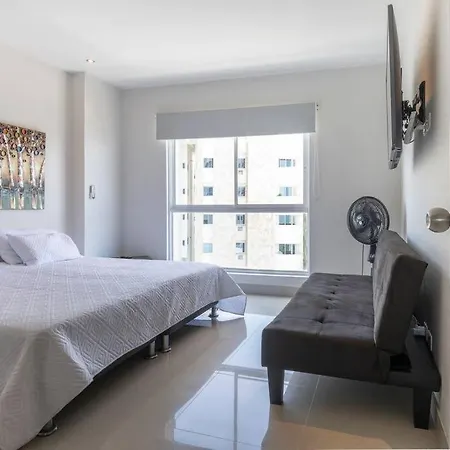 Apartment Modern Beachfront *